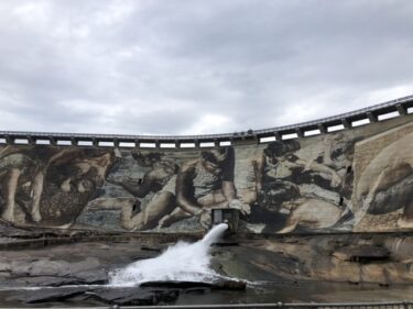 圧巻！アートな Wellington Dam
