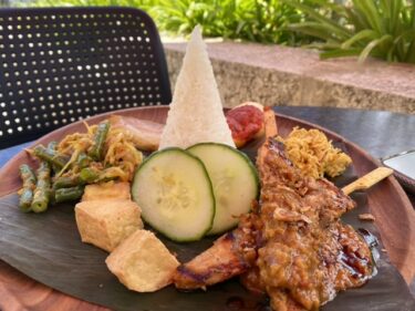 バリ島が恋しくなったら The Haystack Cafe